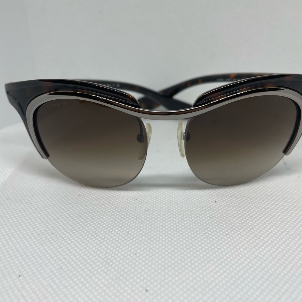 Prada Women’s Sunglasses SPR68O 5AV-3M 49/17/149 New No Tags - Picture 2 of 16